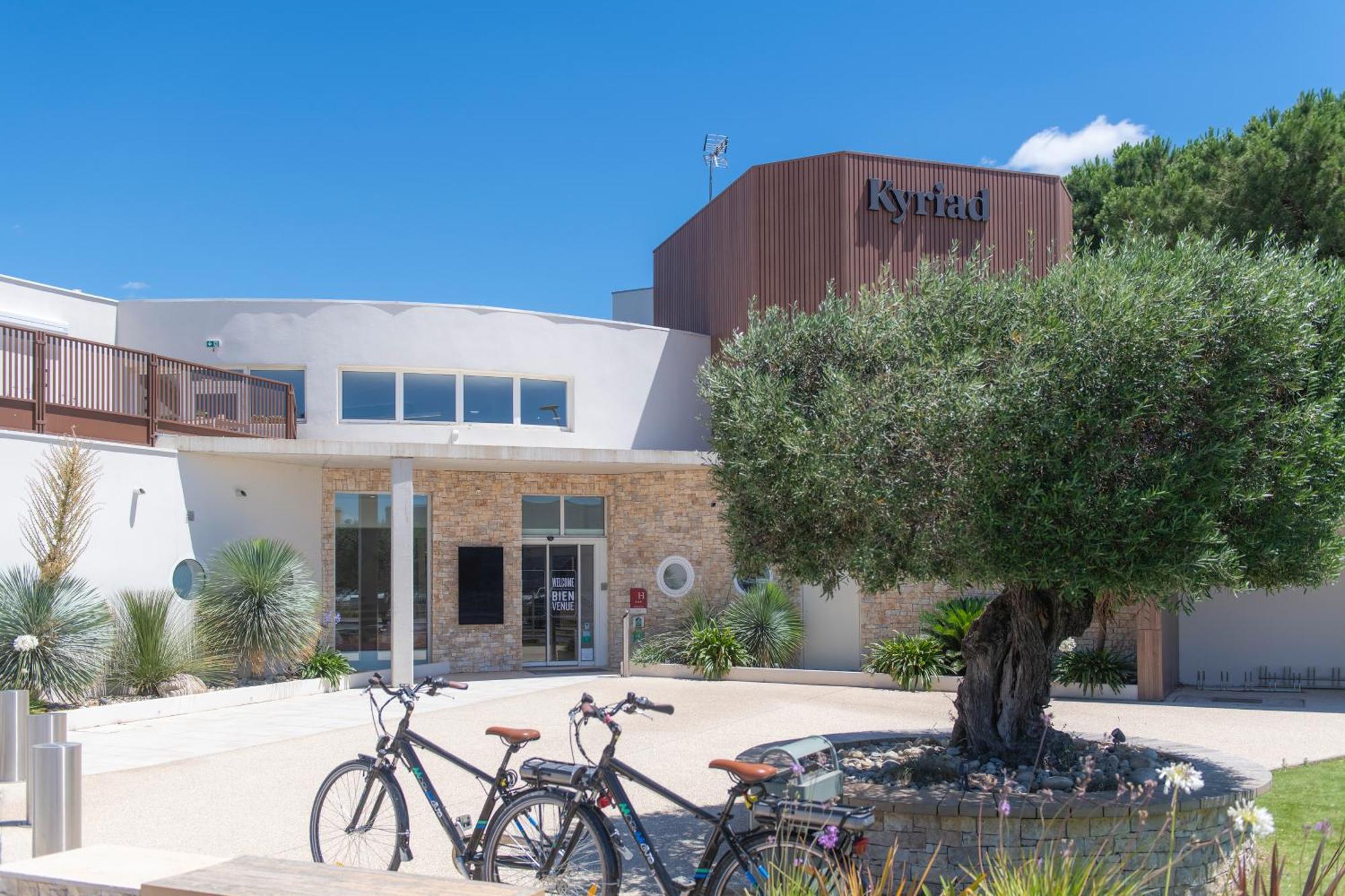 Kyriad Montpellier Est - Lunel Lunel  Eksteriør bilde