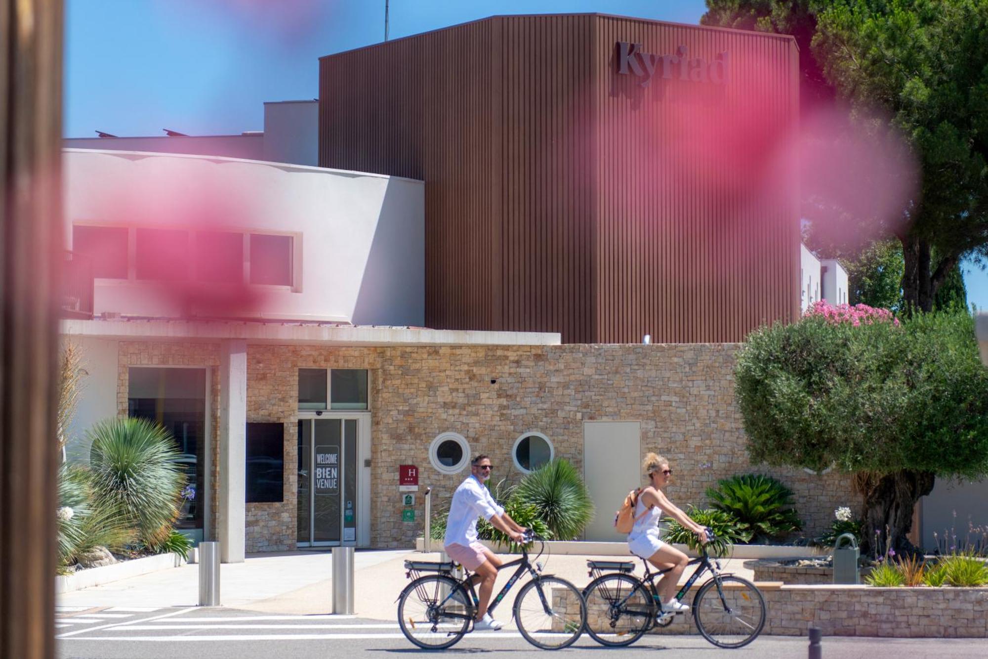 Kyriad Montpellier Est - Lunel Lunel  Eksteriør bilde